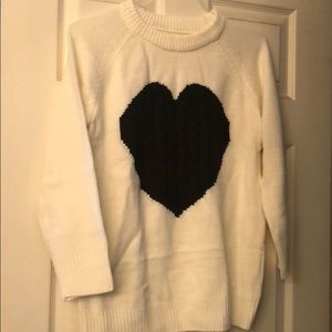 Pull over sweater with heart